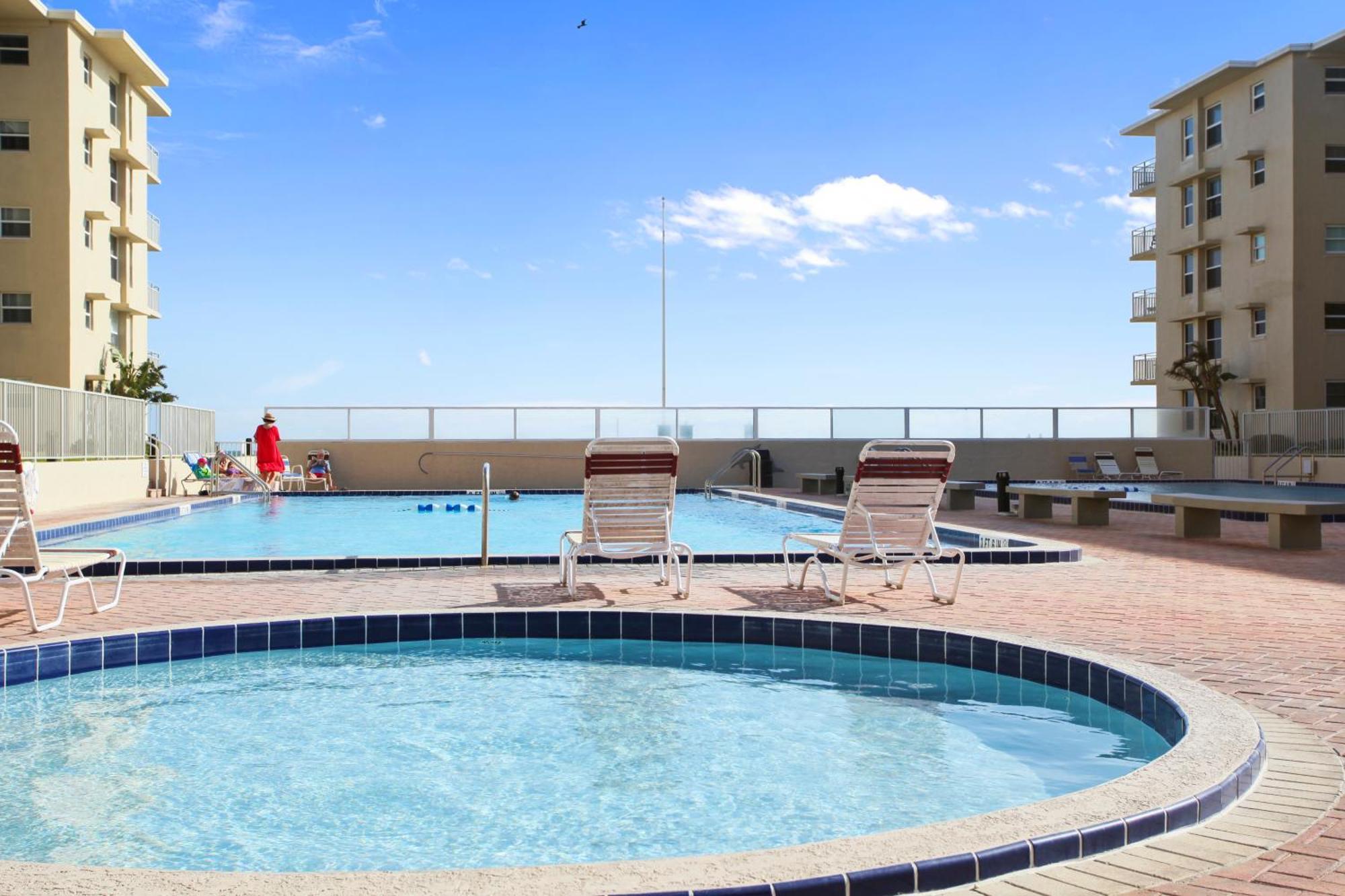 Fabulous Ocean And Pool Views From Balcony & Located On No-Drive Beach New Smyrna Beach Exterior foto